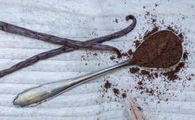 Vanilla Bean Kings powder elevates coffee aroma and flavor