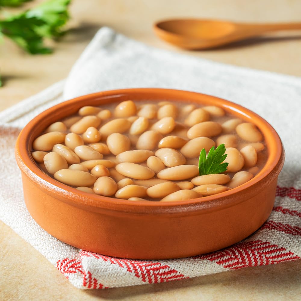 Cooked Verde Valle Mayocoba beans with creamy, refried-style texture.