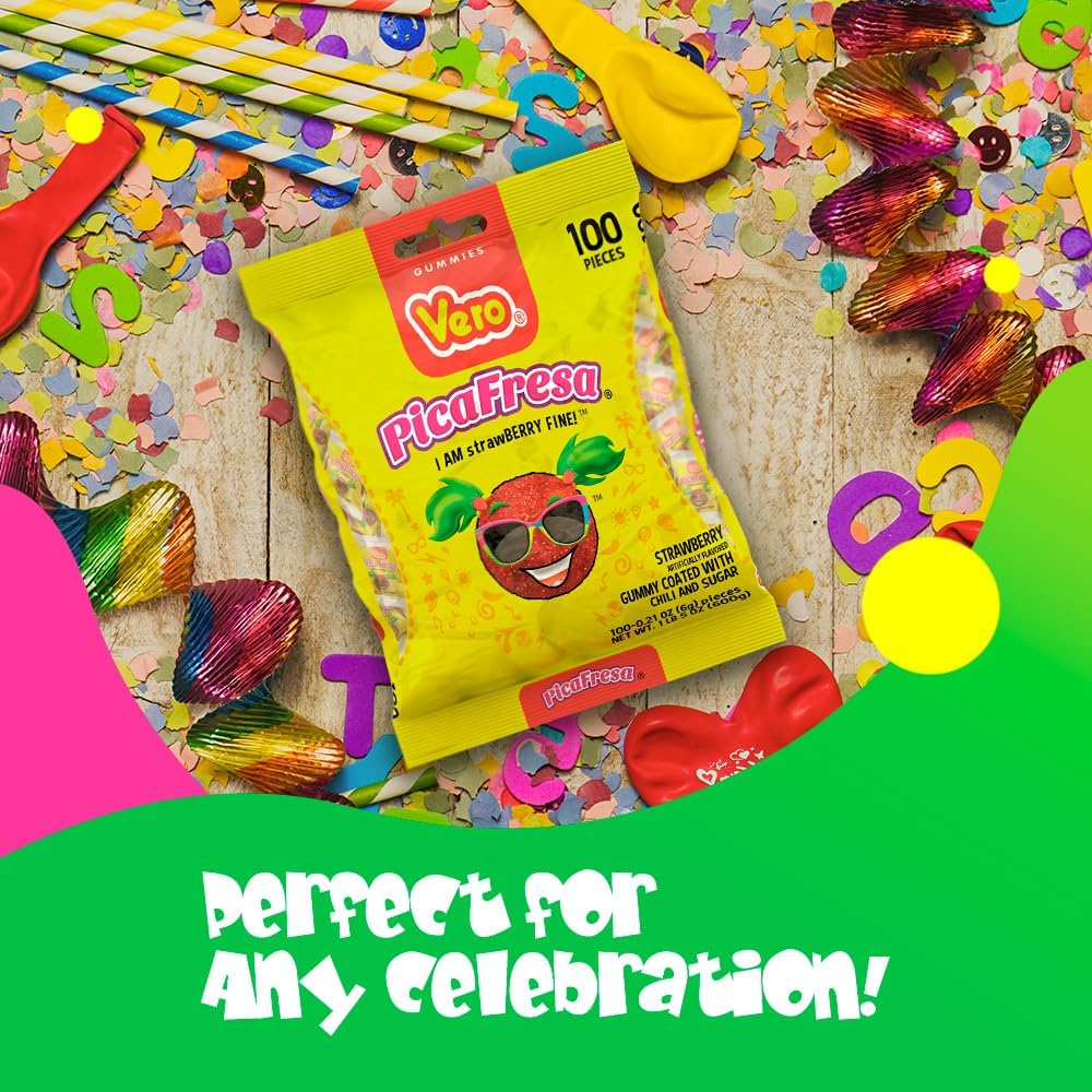 Vero PicaFresa candy with chili coating for shareable treats.
