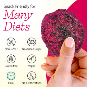 Vinamit dragon fruit slices in resealable bag show portability and freshness.