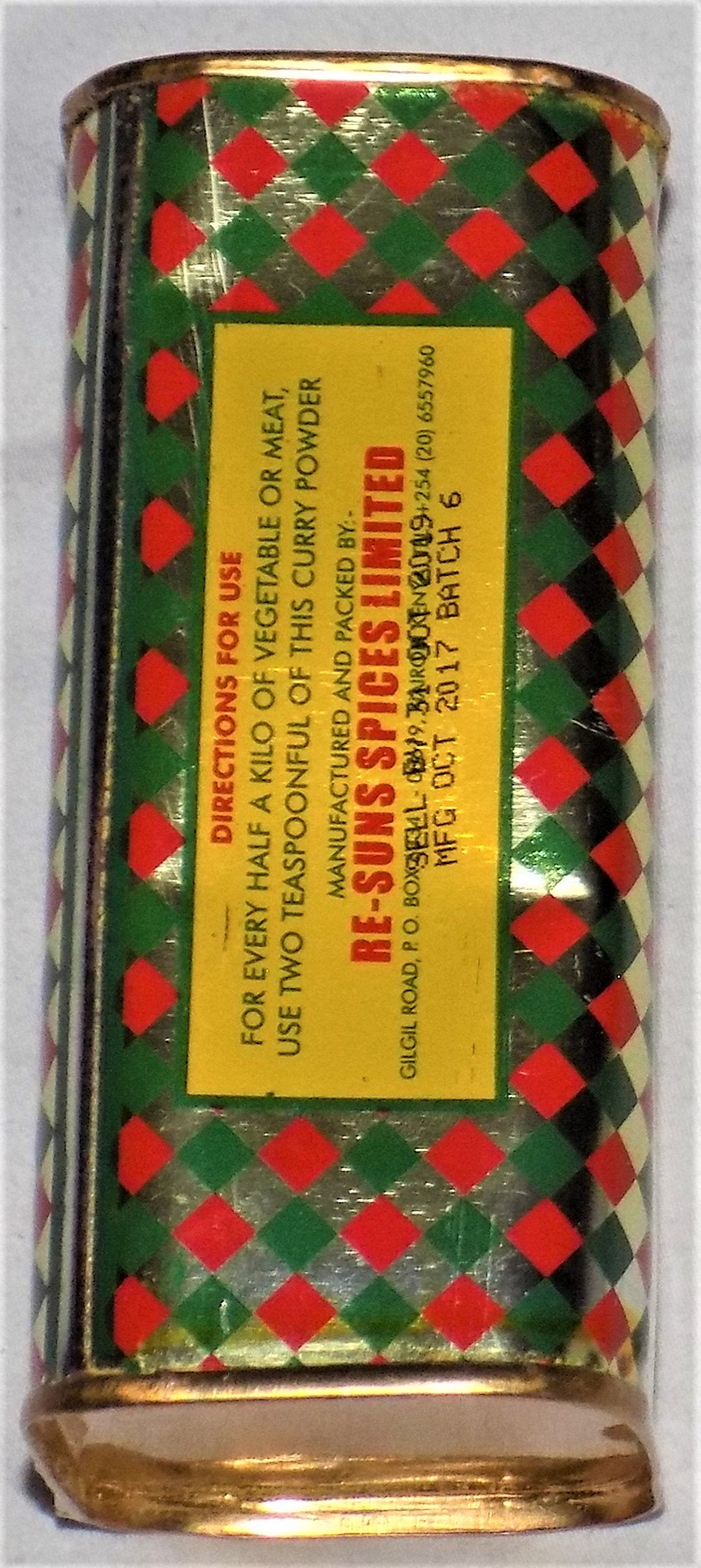 Detail of Virani Simba Mbili label signaling fresh, authentic curry blend.