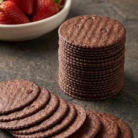 Vloong Gourmet office snack on a desk, premium and convenient.