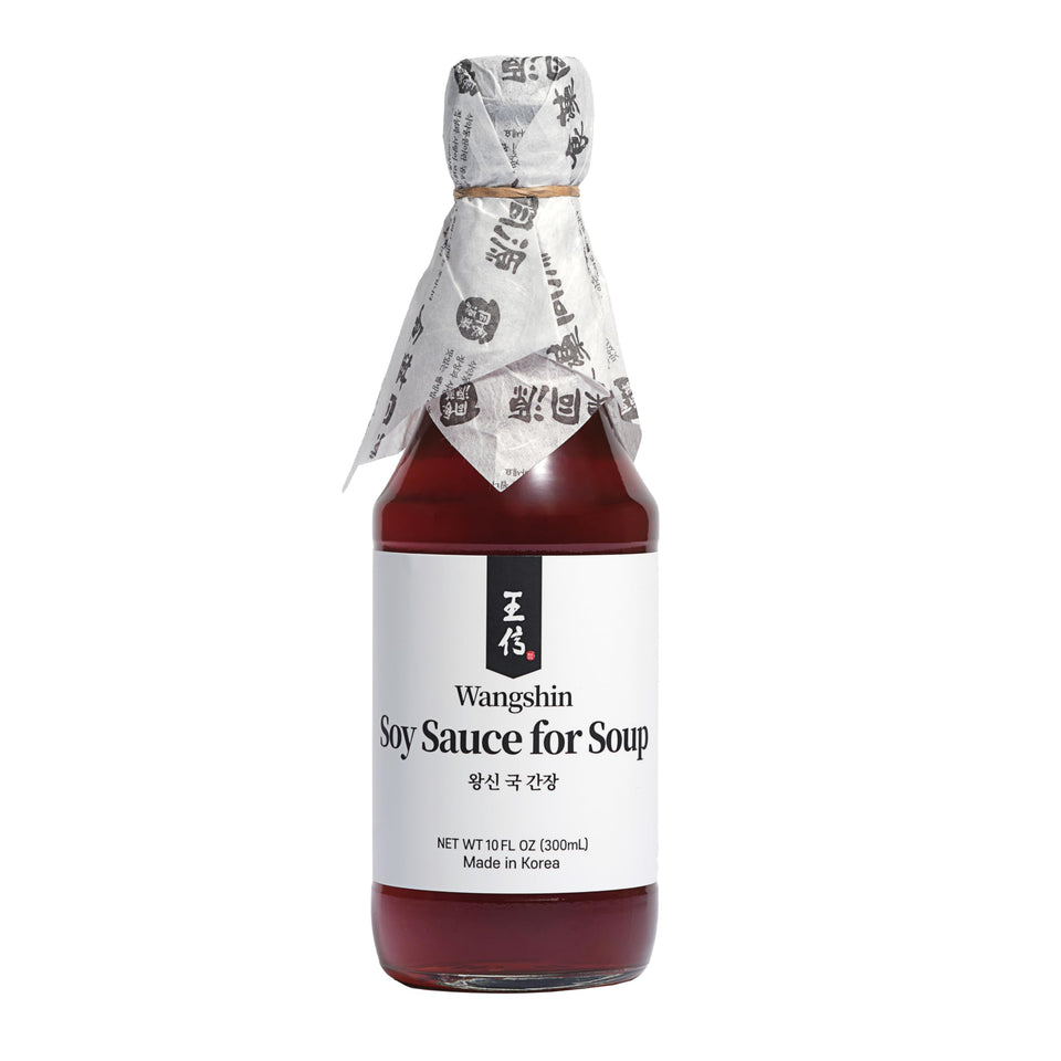 Wangshin Soup Sauce bottle showing 300ml size for rich soups and broths