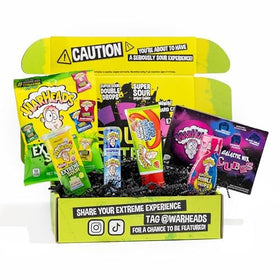 Warheads Super Sour Double Drops—two-flavor squeeze with dramatic fruity pairings.