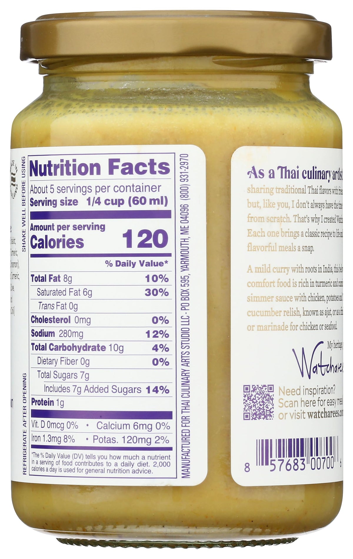 WATCHAREE'S Thai Yellow Curry Sauce bottle pouring into a bowl for creamy curry.