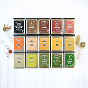 Watkins USA-made pepper with gluten-free and kosher certificates for cooking confidence.