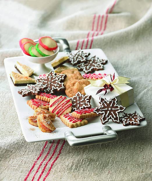 Watkins vanilla extract dispensing cap display shows easy, precise flavoring for beverages and desserts.