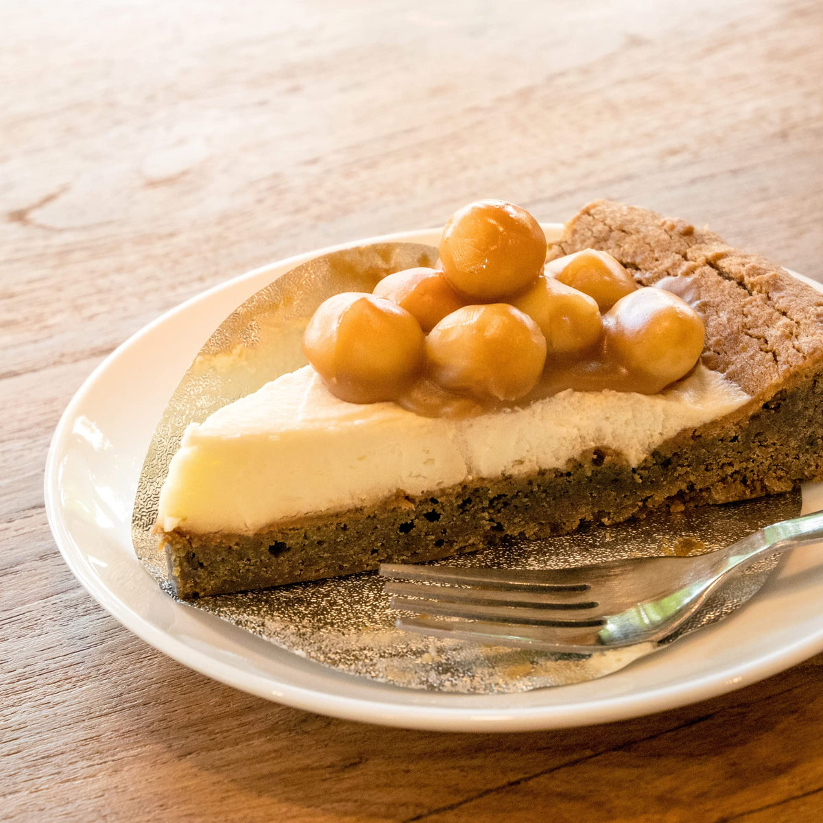 We Got Nuts Macadamia nuts closeup—creamy texture and premium quality.