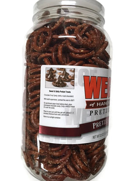 Wege Of Hanover 22 oz Barrel: convenient resealable snacking option with plenty to share.