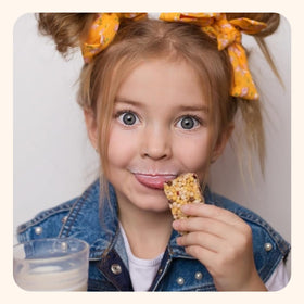 Wellsley Farms granola bar in a child’s lunchbox scene