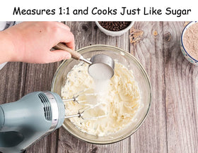 Whey Low pour demonstrates 1:1 sugar substitution in beverages and recipes