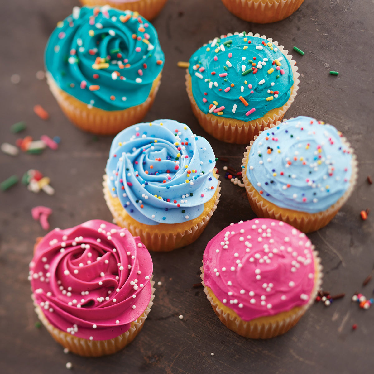 Wilton USA-made decorating icing ideal for holiday treats and large projects.