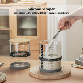 Wissy&Konny starter jar in use on a kitchen counter