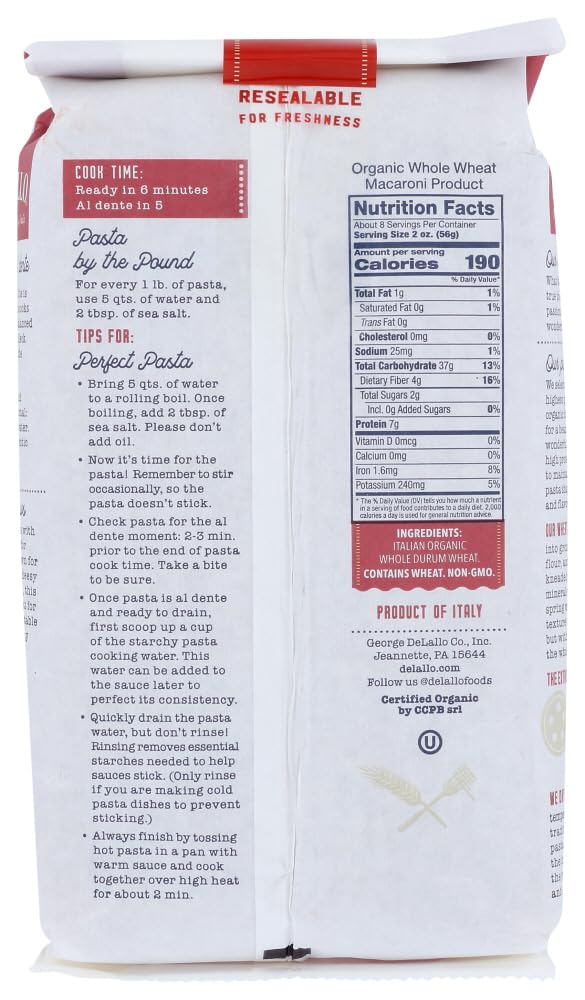 WPARHUS Delallo elbows no52 cooked pasta plated with sauce for quick family dinners.