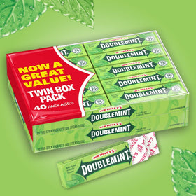 Doublemint 5-stick pack close-up highlighting mint flavor