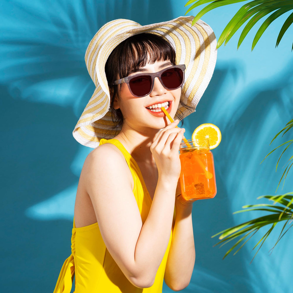 Family-friendly case of Wylers Light Island Punch with 120 servings.