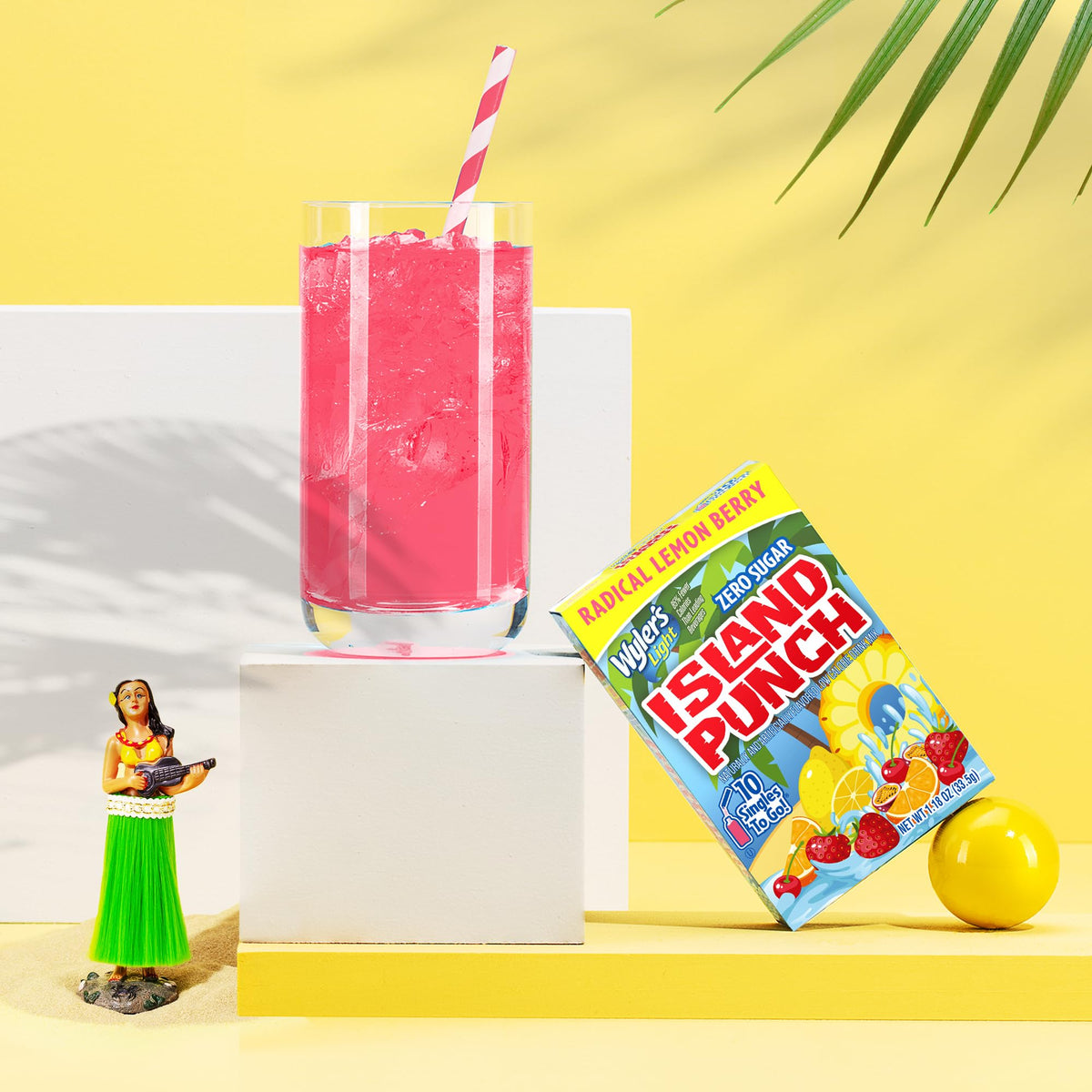 Wyler’s Light Island Punch stick close-up for gym hydration