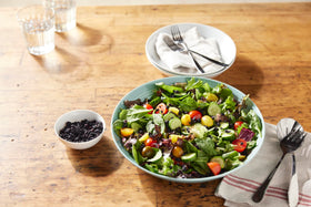 Wyman's fiber-rich snack showcasing healthy fruit option