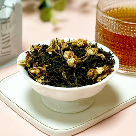 XIEJINJI Jasmine Black Tea brewed cup emitting rich aroma