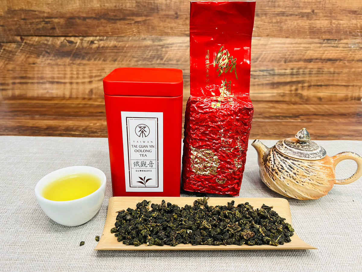 Xin Qing Tieguanyin brewed cup showing amber infusion and aroma.