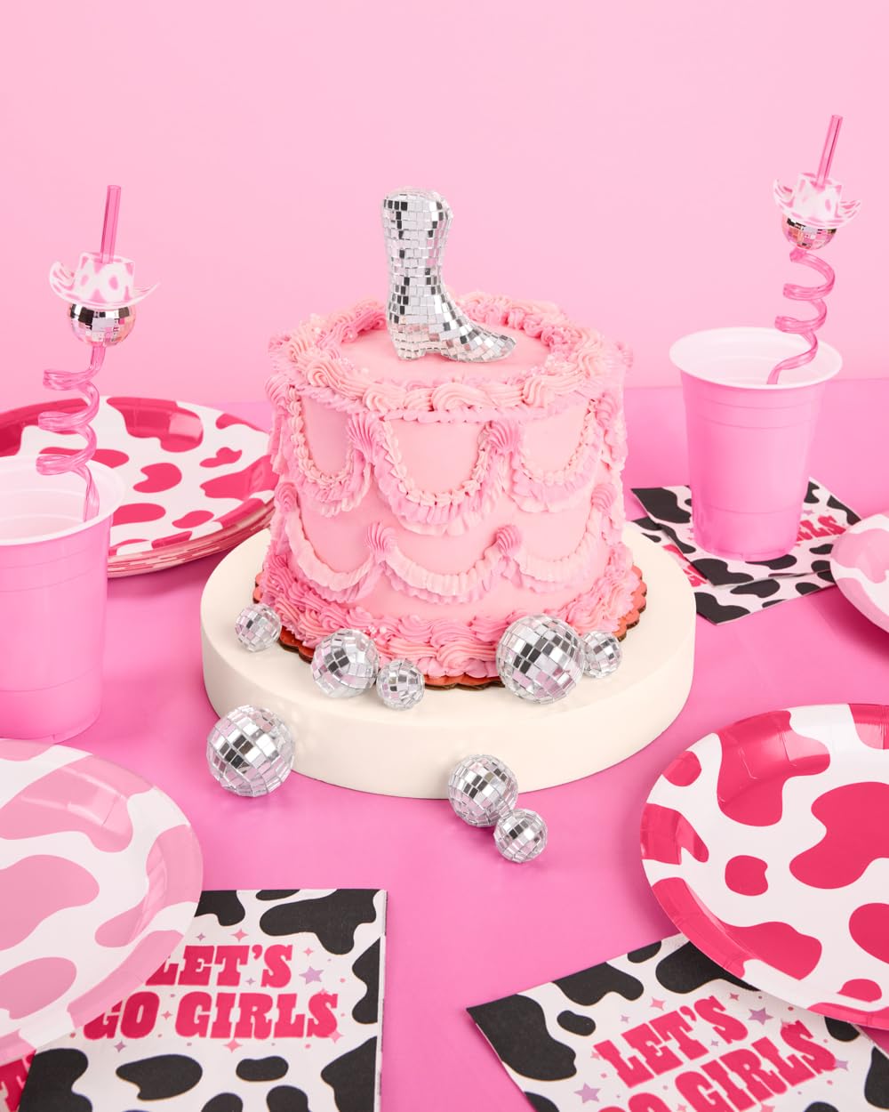 xo Fetti disco ball set enhances cupcakes with shimmering texture.