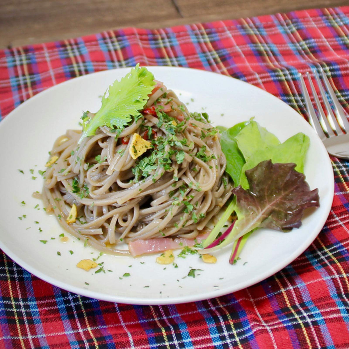 Yamamoto Kajino juwari soba buckwheat ingredients and water emphasize pure composition.