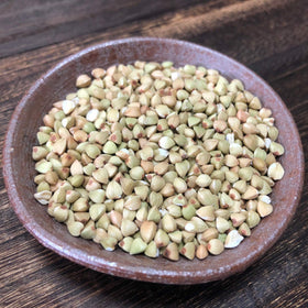 Yamamoto Kajino juwari soba 100% buckwheat aroma in close-up image.