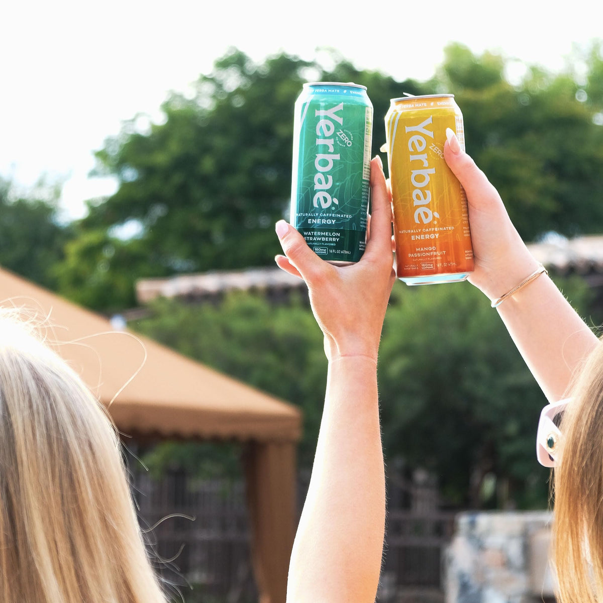 Yerbaé plant-based ingredients label highlights an eight-ingredient energy formula.