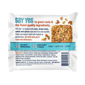 The YES Bar Apple Cinnamon close-up emphasizes a tender bite and smooth texture.