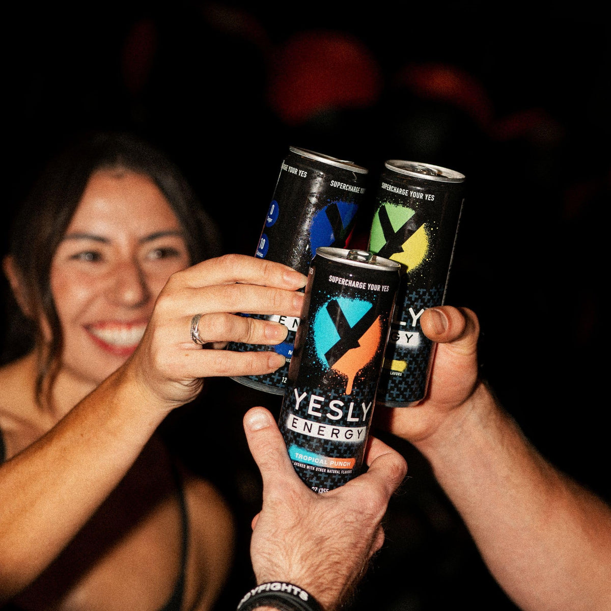 Yesly Energy Drink pouring glass shows crisp, refreshing, lightly sparkling texture