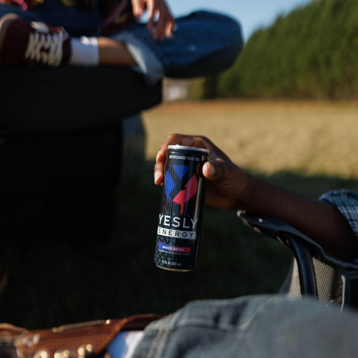 Yesly Energy Drink vitamin C B6 B12 packaging showcases essential nutrients.