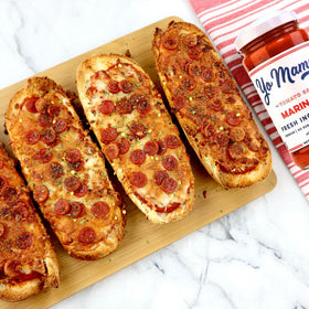 Plate of pasta with Yo Mama’s Keto Marinara, a vibrant, aromatic weeknight dinner option