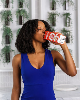 YoFiit Original unsweetened milk nutrition label highlighting calcium and B12.