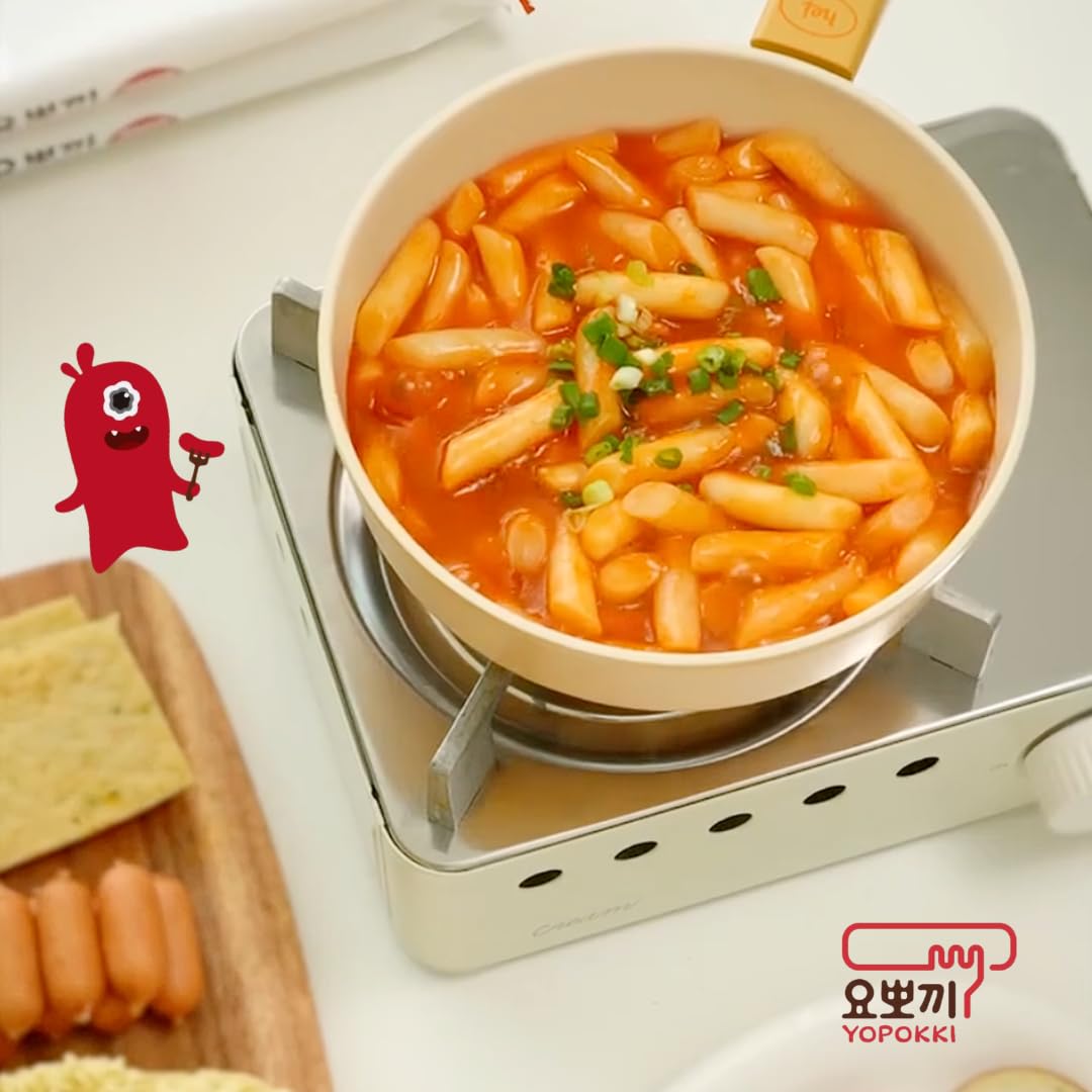 Yopokki sauce pack close-up, ideal for fast tteokbokki meals.
