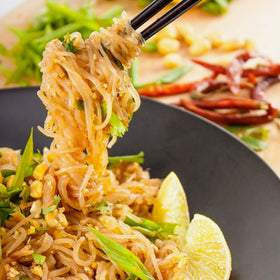 YUHO Konjac Noodles served in bowl showcases fiber-rich base for fullness.