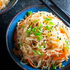 YUHO konjac rice as a low-calorie side option.