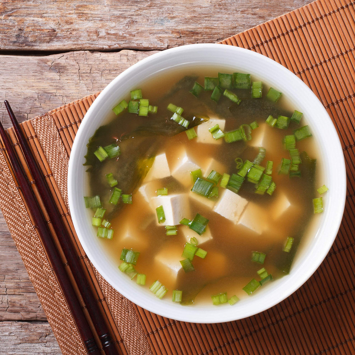 YUHO wakame long shelf life and easy storage without refrigeration.