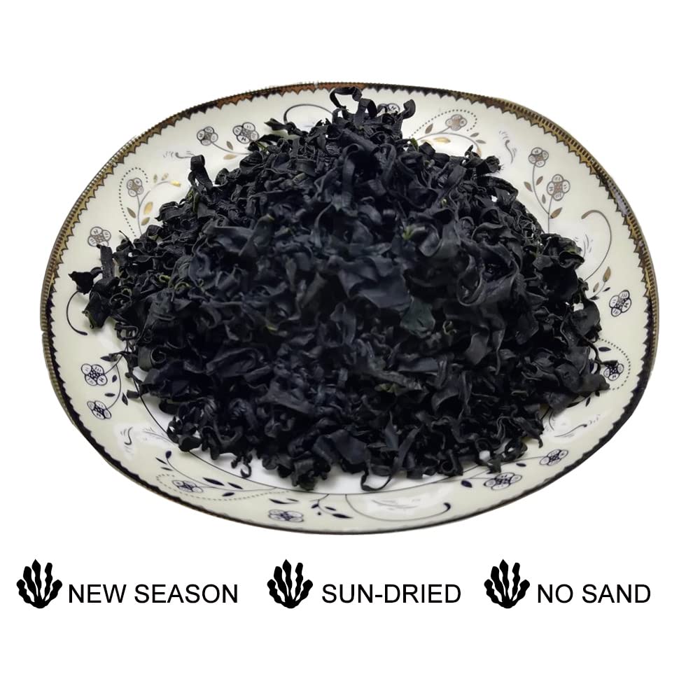 YUHO Wakame in miso soup adds depth and texture.