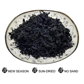 YUHO Wakame in miso soup adds depth and texture.