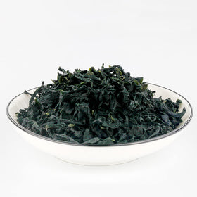 YUHO wakame soft texture slices ready to hydrate quickly for recipes.