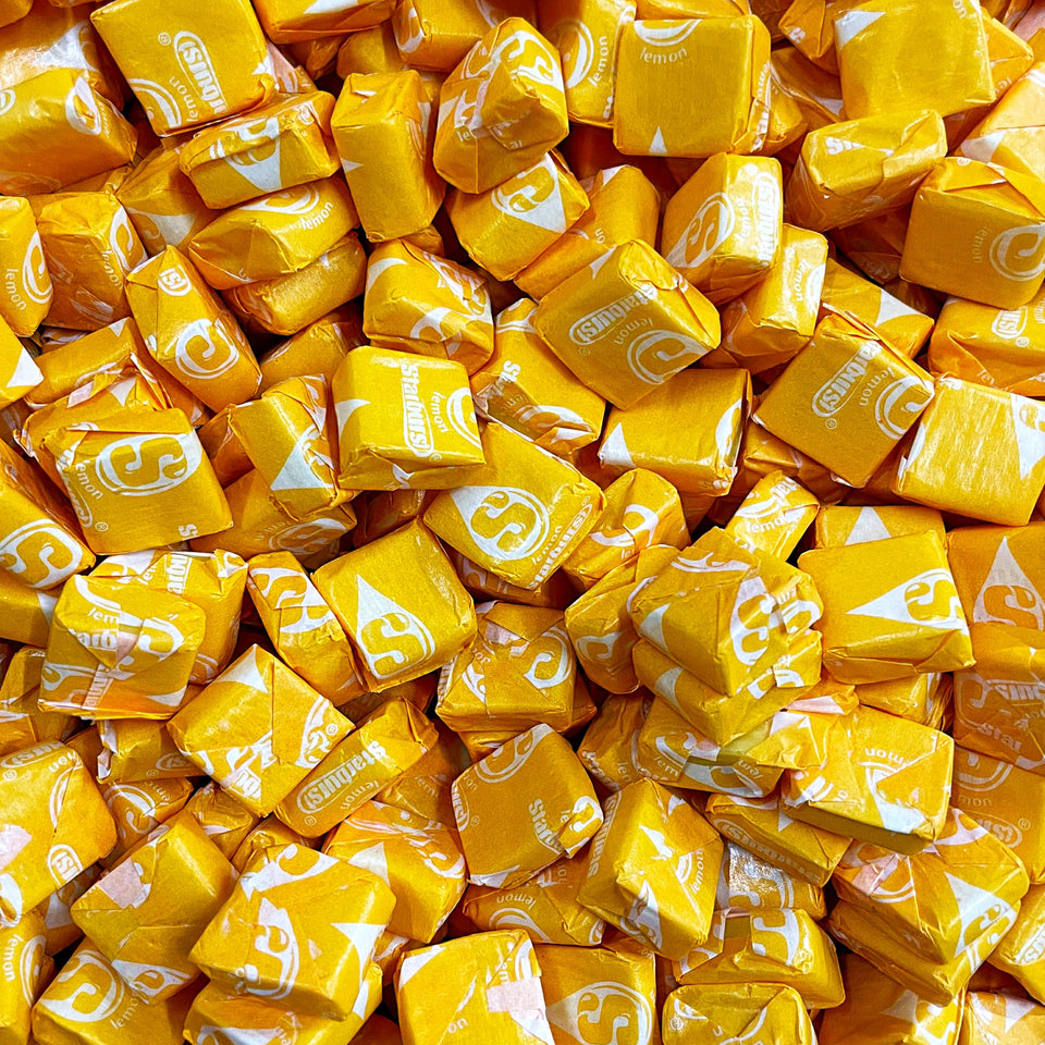 YUMMYLAND Star Bursts Lemon Candy Pack showcases glossy yellow chews for a refreshing citrus bite.