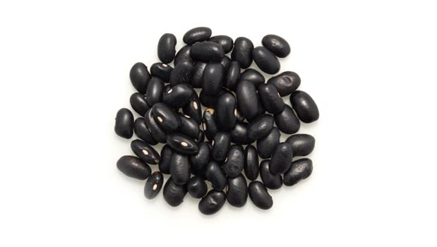 Yupik black turtle beans dried in a bag, ideal for soups