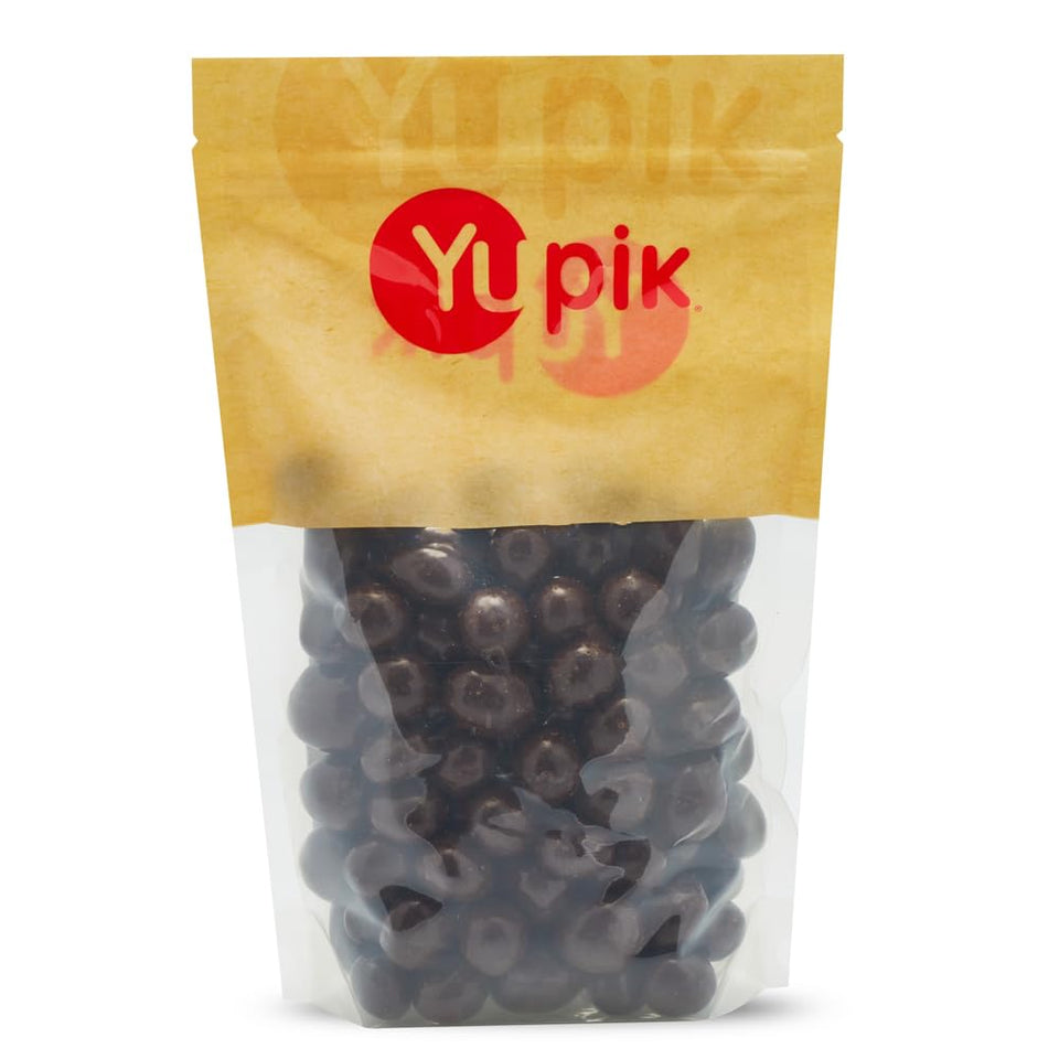 Yupik dark chocolate strawberries product shot highlighting chewy texture for snacking.