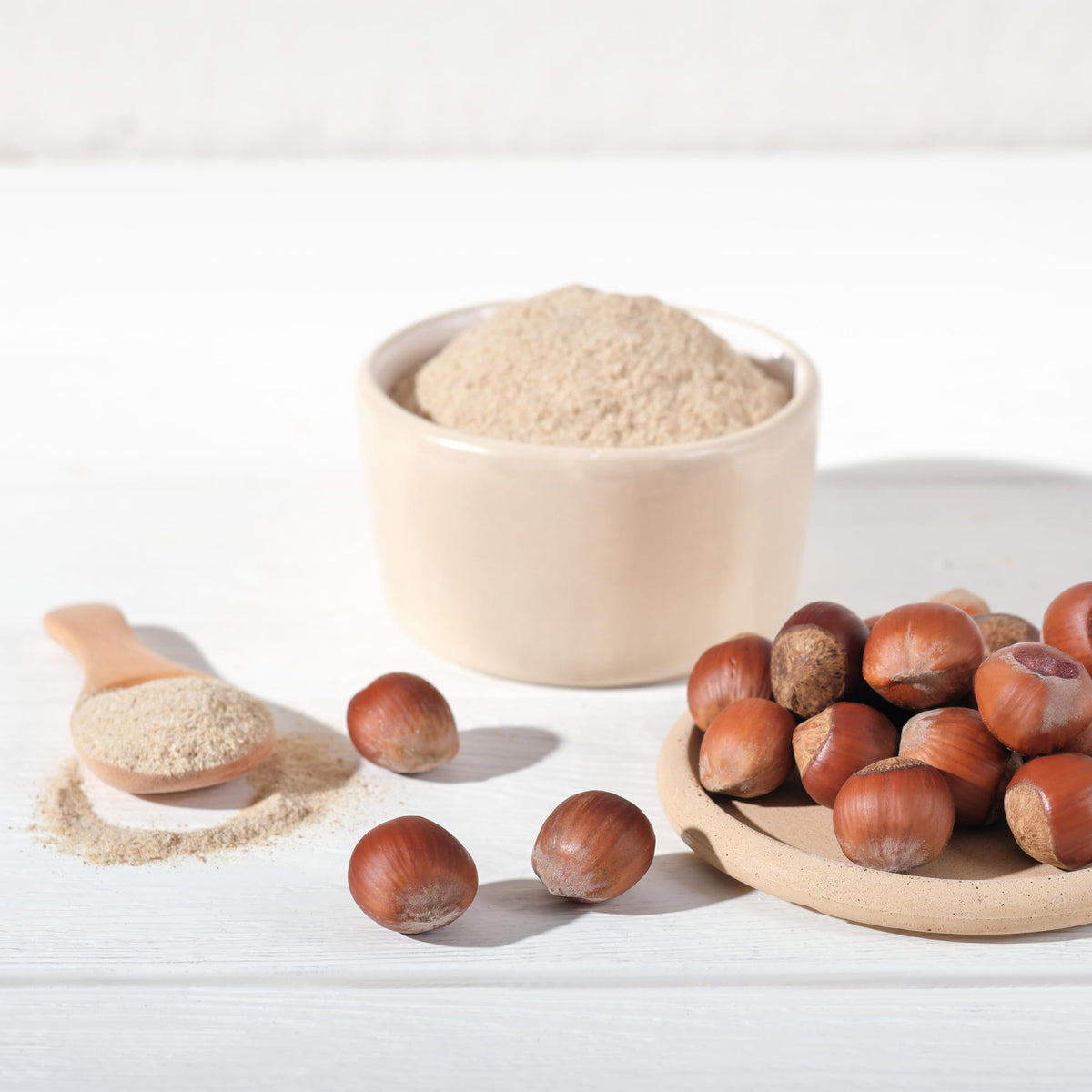 Kosher-certified label on Yupik Hazelnut Meal supports dietary-conscious cooking.