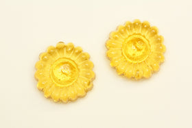 Yupik Honey Barley Candies individually wrapped close-up, convenient for on-the-go snacking.