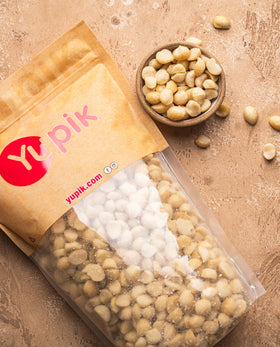 Yupik Macadamia Nuts topping and cooking ingredient