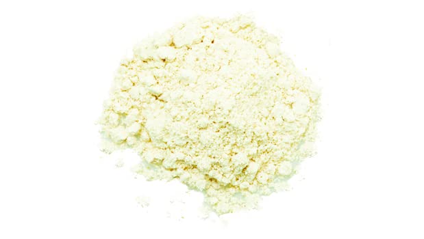 Yupik Organic Oat Flour labeled, ideal for batter recipes and healthy cooking.