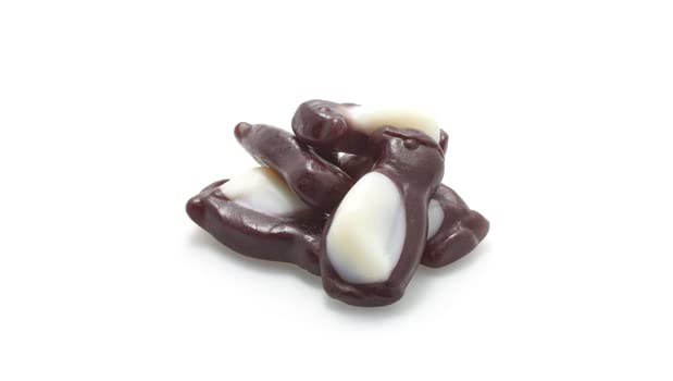 Peach-flavored Yupik Peach Penguins gummies, bright and tasty