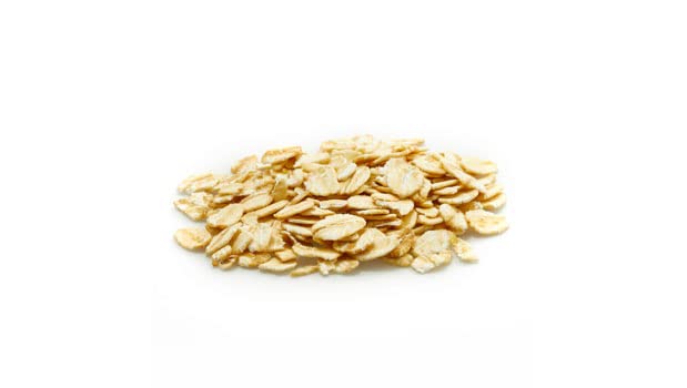 Yupik Organic Regular Rolled Oats close-up of steamed texture