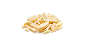 Crunchy Yupik almond texture perfect for salads or cereals.